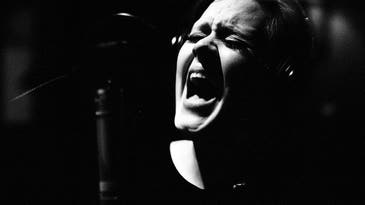 Backstage Pass With Lauren Dukoff